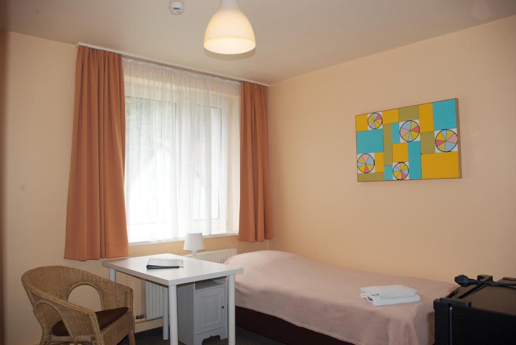 Apartmentpension Am Krongut Potsdam Zimmer foto